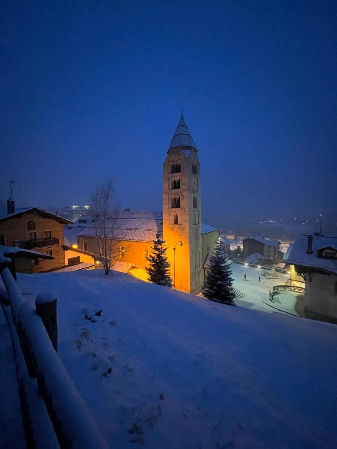Chalet Blanc "La Mansarda" Courmayeur Eksteriør bilde